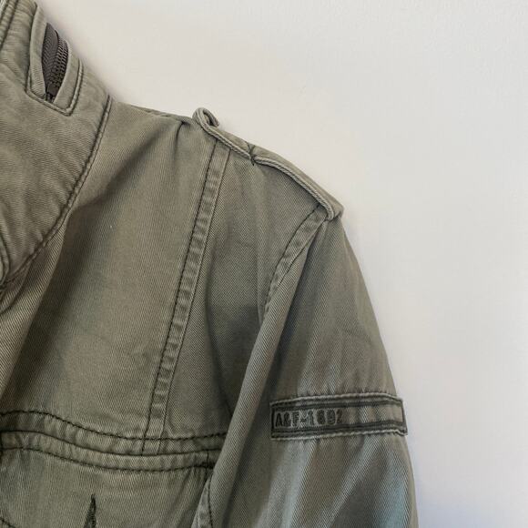 Abercrombie & Fitch Floral Embroidered Olive Green Jacket Size Small - Picture 3 of 7